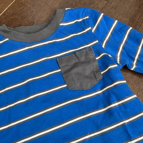 3T Carters long sleeve tshirts - Picture 5 of 5